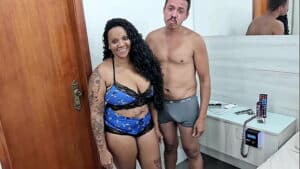 primeira vez no porno da bbw safada kelly campos fodendo com dotado e ganhando leite na boca